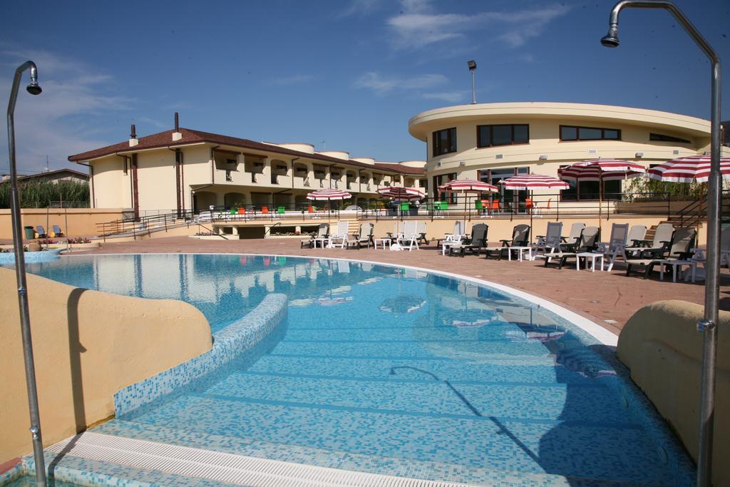 Hotel Resort Lido Degli Aranci Vibo Valentia Ngoại thất bức ảnh