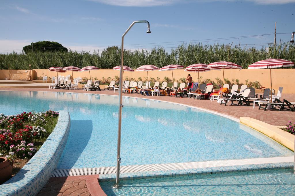 Hotel Resort Lido Degli Aranci Vibo Valentia Ngoại thất bức ảnh
